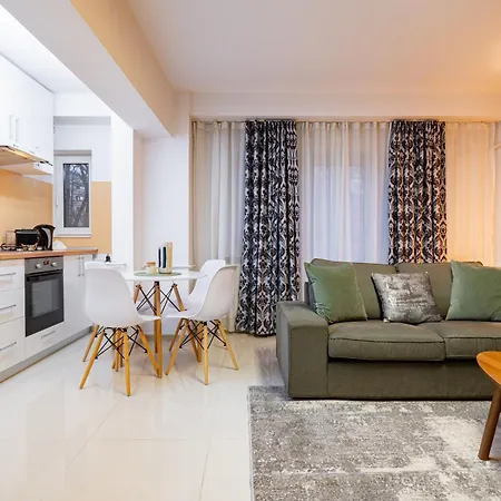 Metropolitan Flat - City Center Boulevard Views Apartment Bucharest