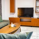 Appartement Downtown Retreat With Stunning Boulevard Views *