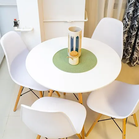 Downtown Retreat With Stunning Boulevard Views Apartment