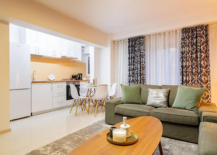 Downtown Retreat With Stunning Boulevard Views アパート *