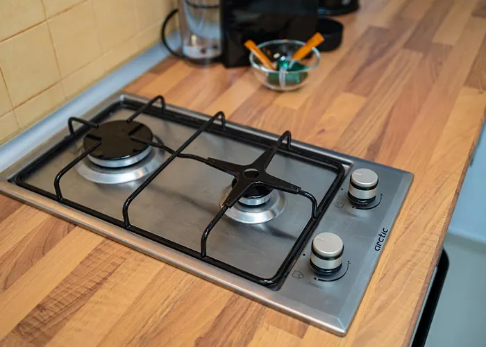 Downtown Retreat With Stunning Boulevard Views *