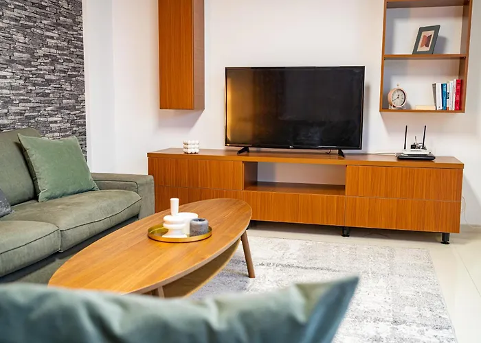 Lejlighed Downtown Retreat With Stunning Boulevard Views *