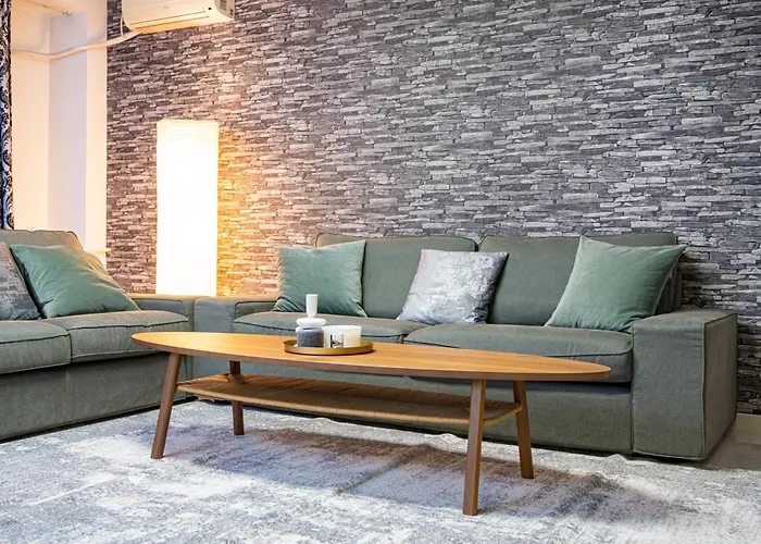 Downtown Retreat With Stunning Boulevard Views アパート *